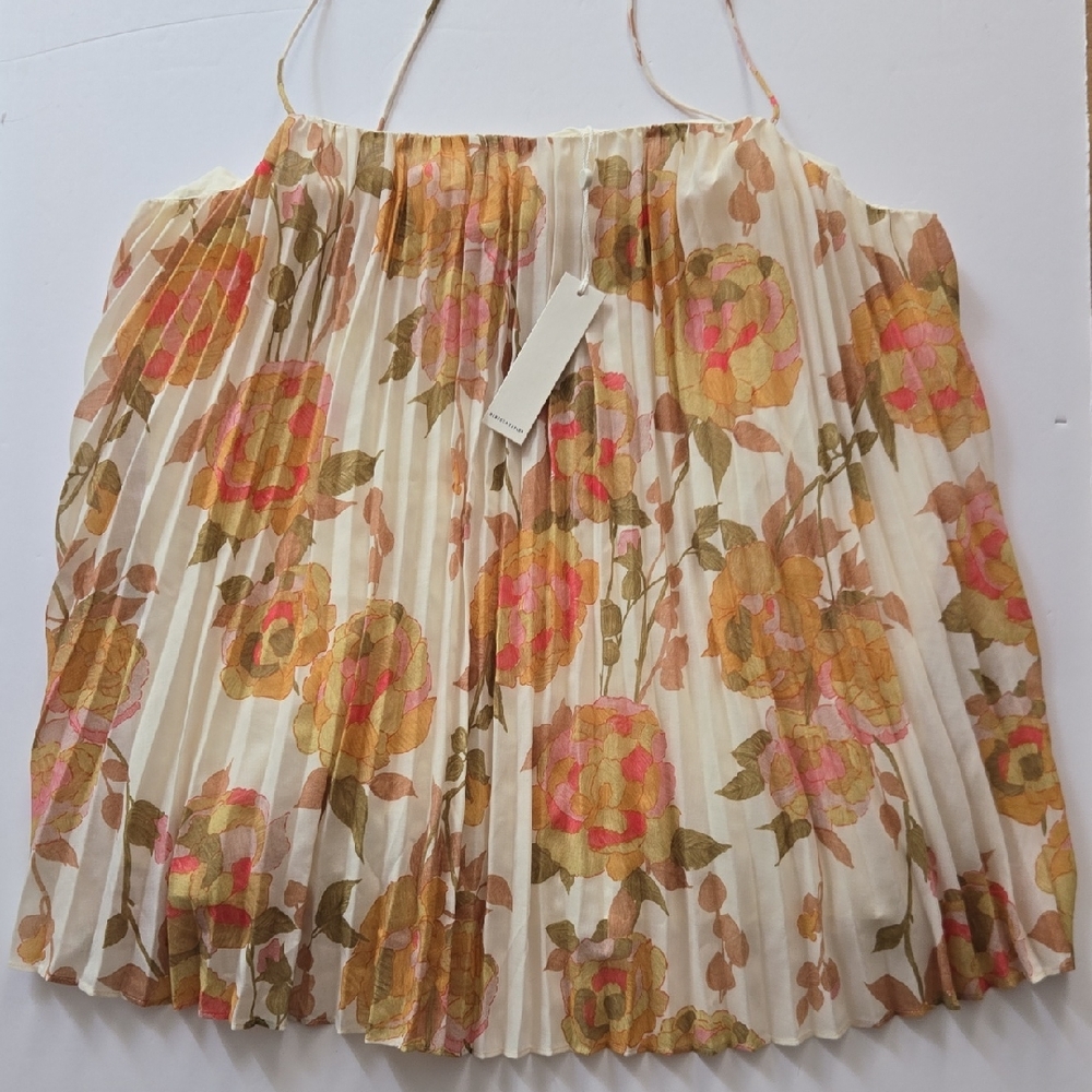 Floral Pleated Women's Top
